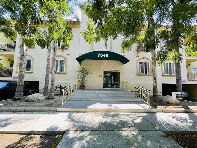 7548 LEXINGTON AVE - 7548 Lexington Ave Rental