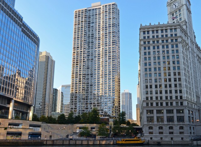 405 N WABASH Unit 1401