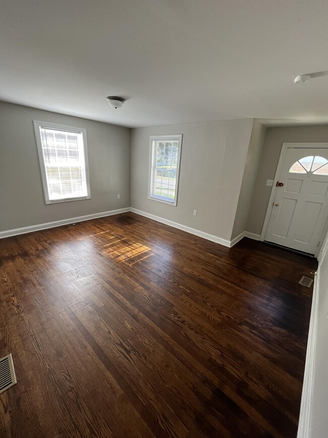 332 Shawnee Ave