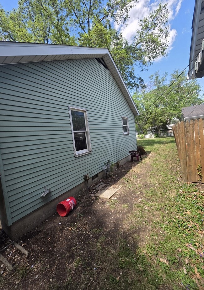 Photo - 2448 E Wood St