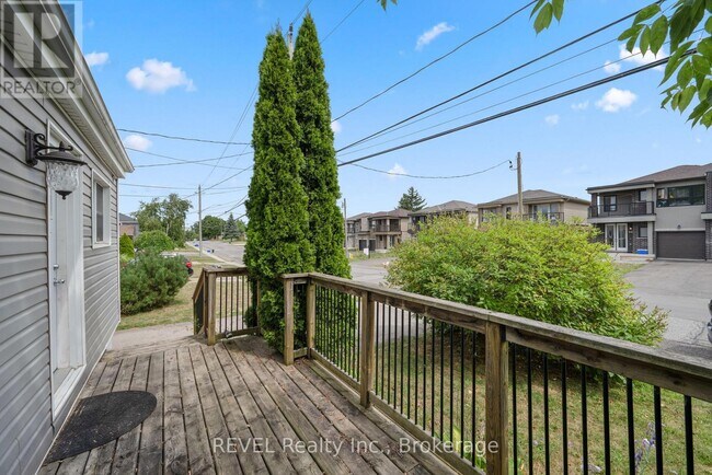 Photo - 229 Morton St