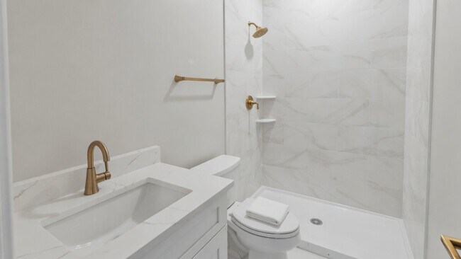 3602 W 26th St Unit 2