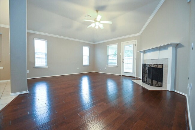 Photo - Promenade Lane, Pearland, TX 77584 - 4 BR 2 BA single-family home