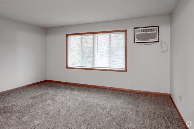 2BR, 1BA