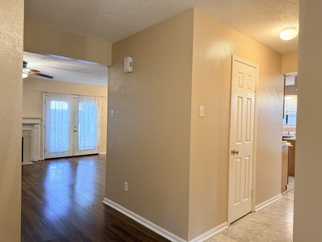 Photo - 16042 Pinyon Creek Dr