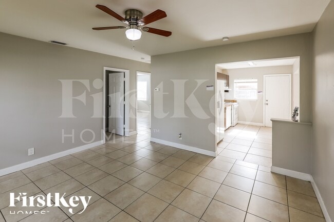 Photo - 210 NW 53rd St