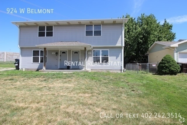 Building Photo - 924 W Belmont- Rental