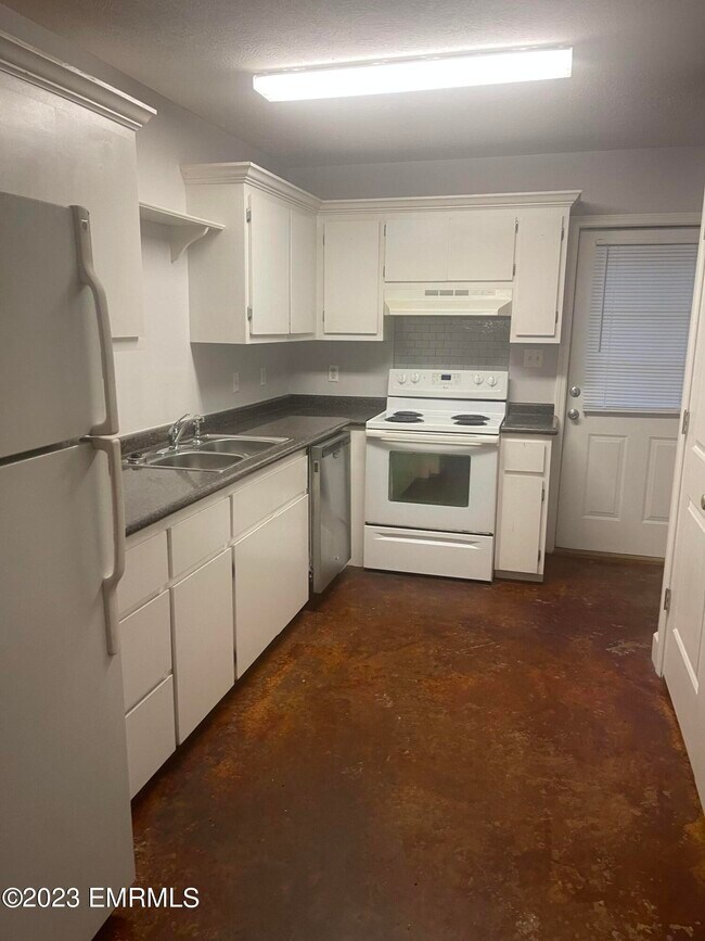 Photo - 6231 Apt 4 Hwy