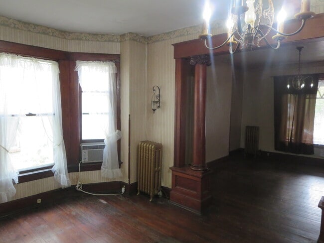 Dining Room. - 204 S 6th St Unit First Floor