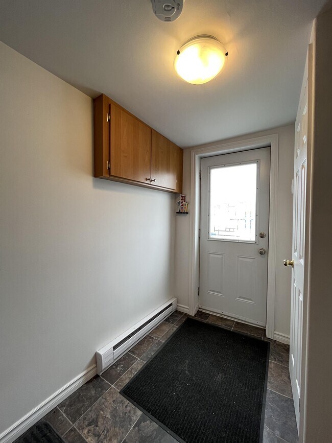 50 Livingstone St