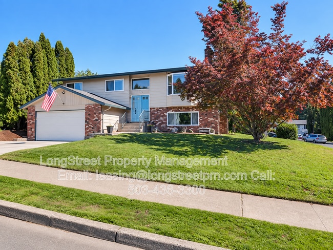 Photo - 794 SW Orchard Pl