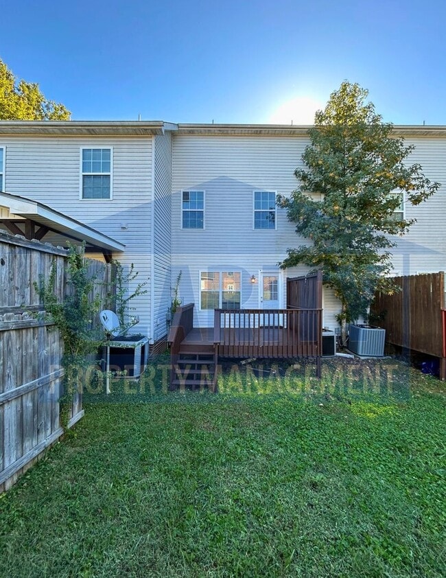 Photo - Two bedroom townhome in North Cleveland