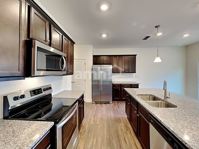 Photo - 455 Summit View Ct