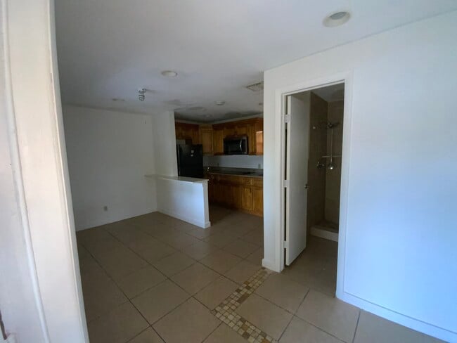 Photo - 611 S Pine St Unit Efficiency