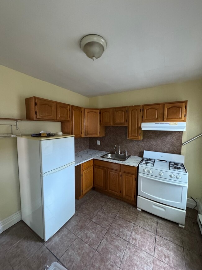 Building Photo - 2914 Poplar St Unit 3
