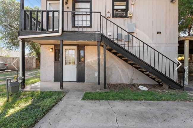 Building Photo - Great rental near Texas Tech University an...