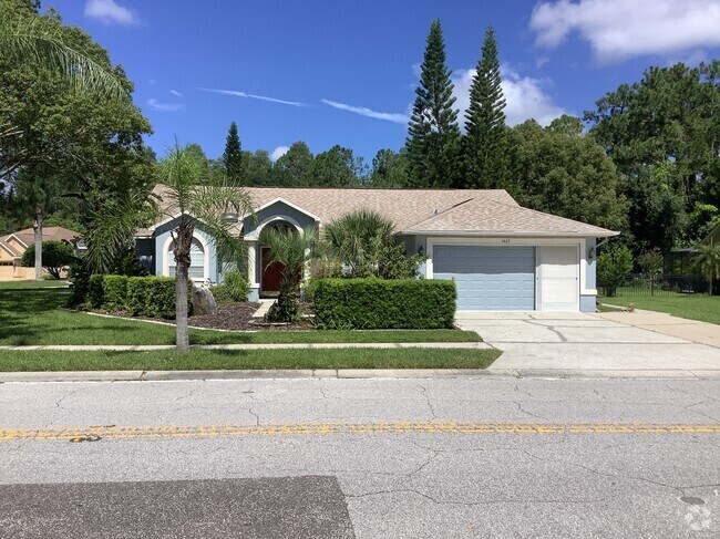 Building Photo - 1427 Kinsmere Dr Rental