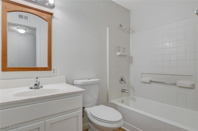 Building Photo - 5813 W Balzar Ave Rental