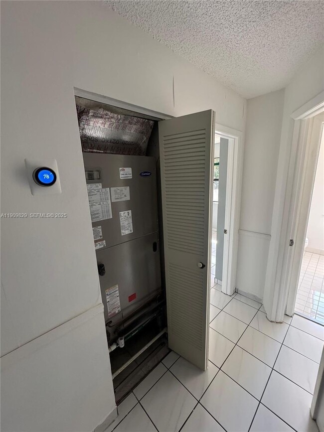 Photo - 9510 Southwest 151 Court