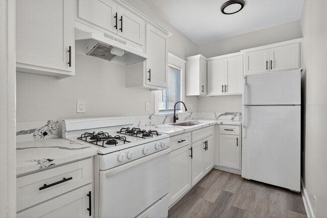 Photo - 905 Cherry Ave Unidad 204