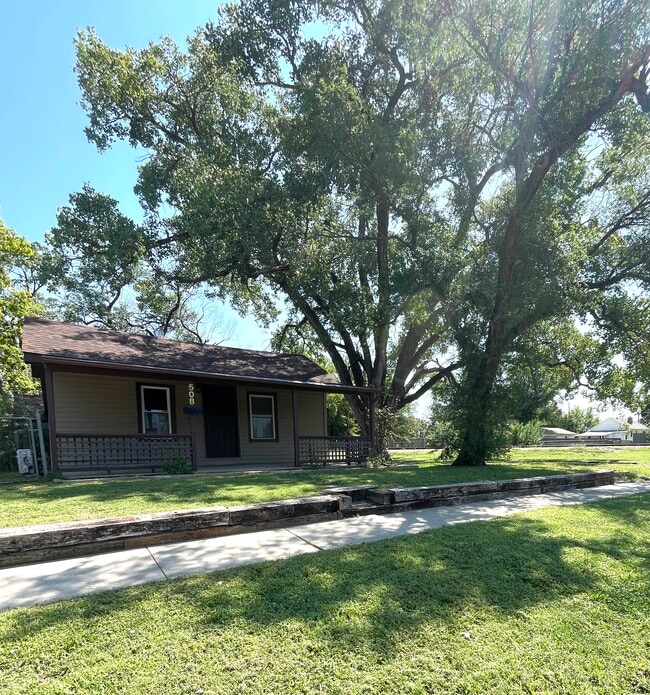 Building Photo - 508 S Sedgwick St Rental