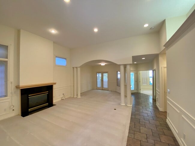 Photo - 8616 Blue Grouse Way