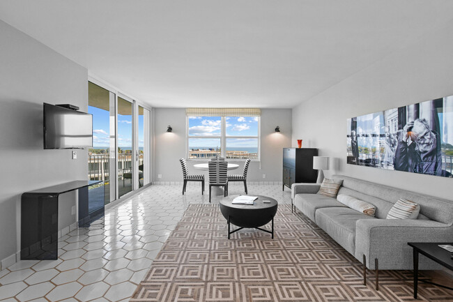 Building Photo - 2295 S Ocean Blvd Unit 617 Rental