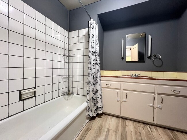 Photo - Madera home for rent- corner lot with solar