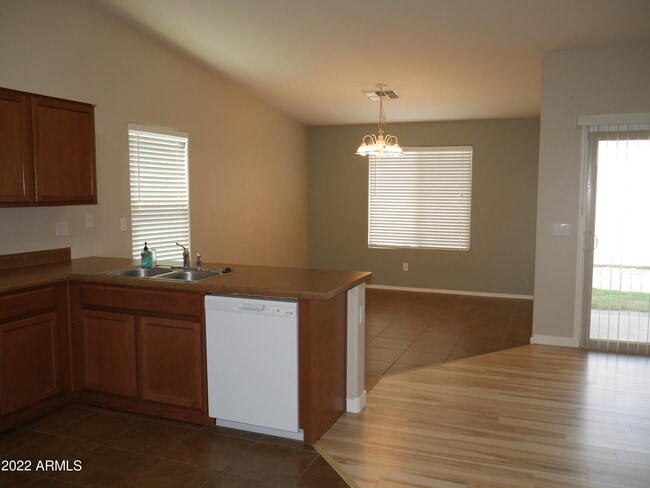 Photo - 2190 E Mohave Ln