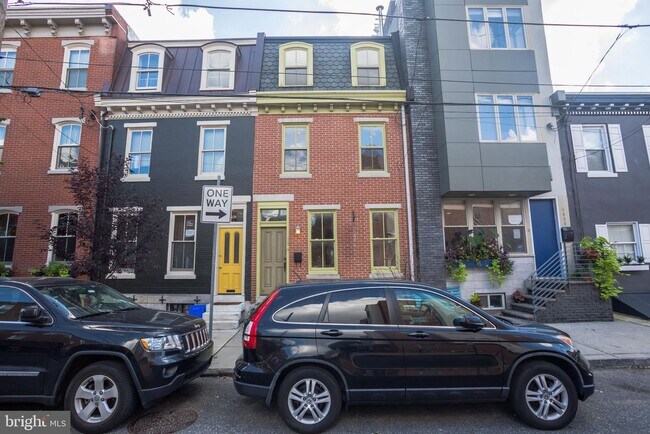 Photo - 1928 Catharine St