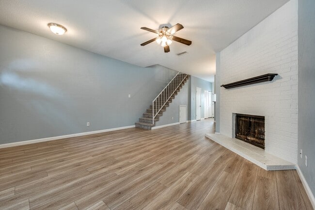 COPPELL ISD! Rare 2Bed/1.5Bath Townhome - COPPELL ISD! Rare 2Bed/1.5Bath Townhome