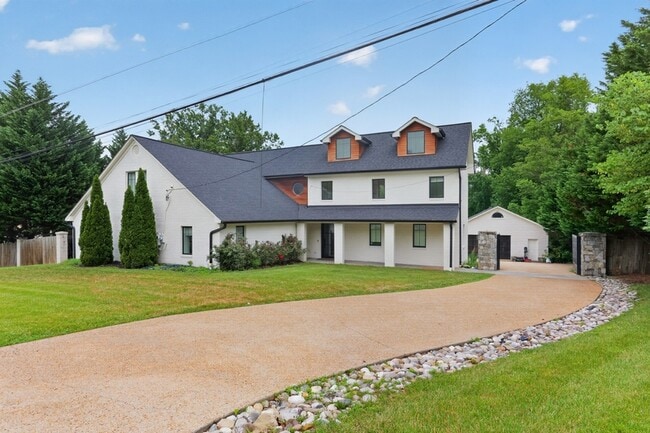 Photo - 7818 Leland Rd