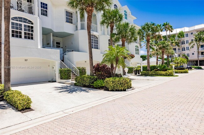 Photo - 117 Ocean Key Way
