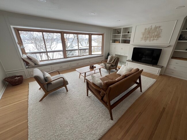 Building Photo - 240 N McCarrons Blvd Unit 1