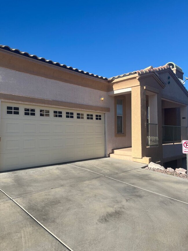 Boulder City - Spanish Steps Lakeside Condo - Boulder City - Spanish Steps Lakeside Condo