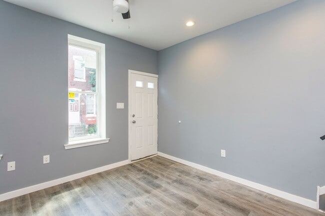 Photo - 2018 N Cleveland St Unit 1