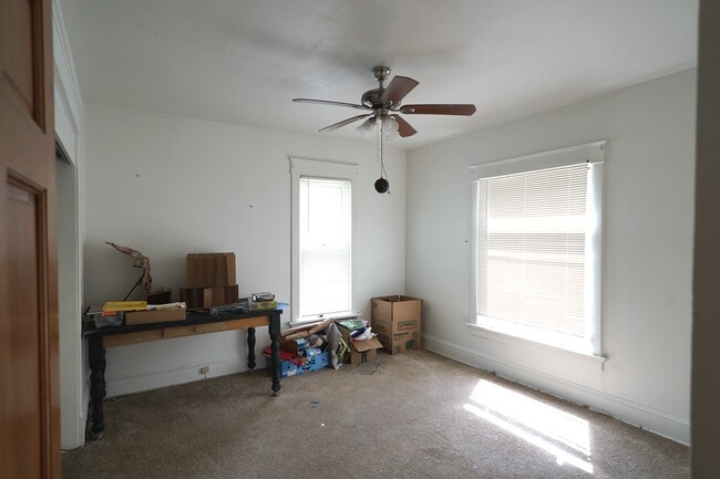 Photo - 942 Missouri St