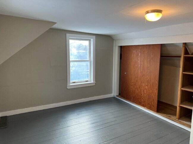 Photo - 131 Union St