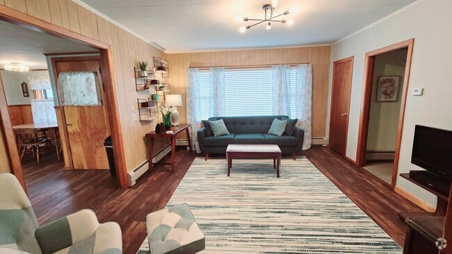 Building Photo - 303 Mccard Rd Rental