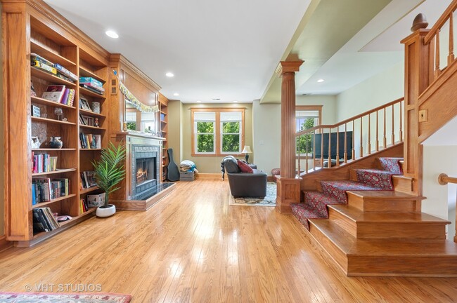 Photo - 3629 N Wayne Ave Unit #3