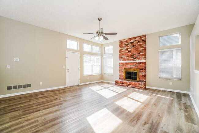 Photo - 5972 McIntyre Dr