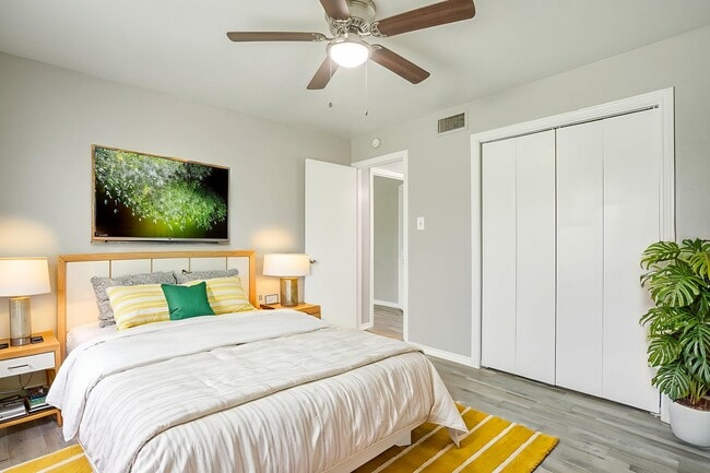 Photo - Foxfire Apartment Homes