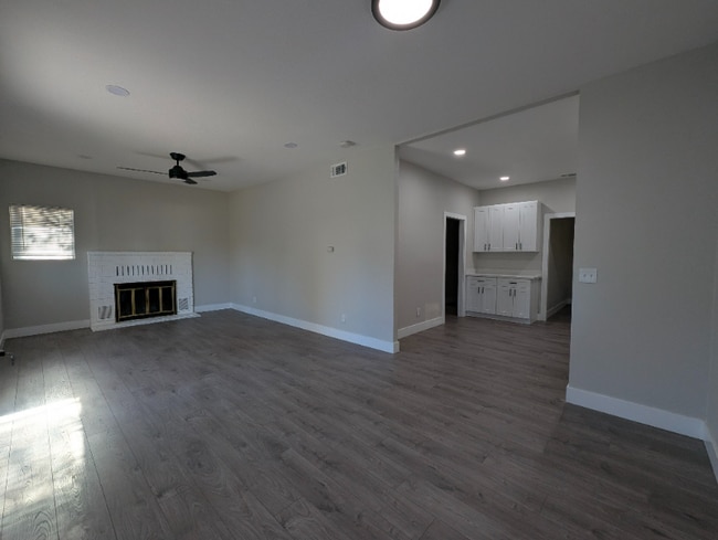 Photo - 1626 Bridge St