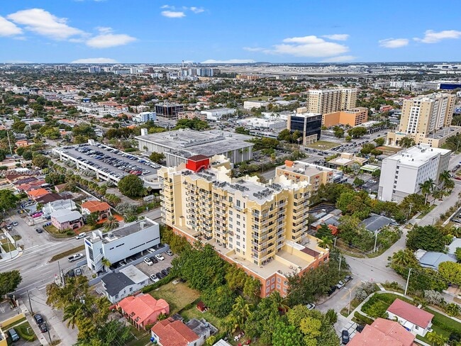 Photo - 215 SW 42nd Ave Unit 1007