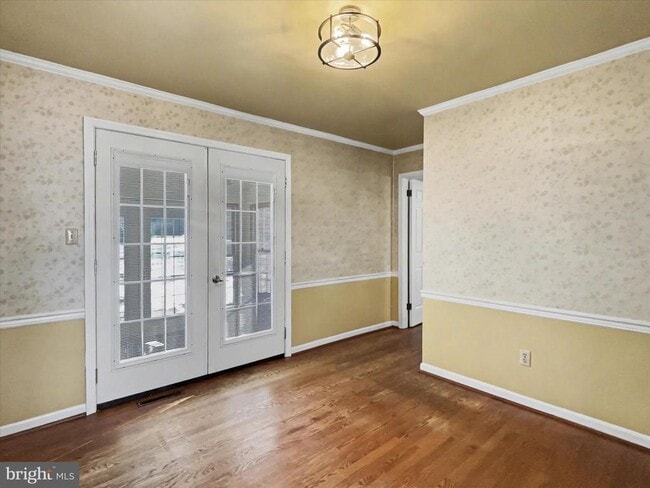 Photo - 902 Cypress St