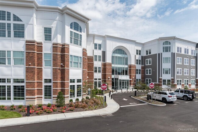 Photo - 75 E Hoffman Ave Unit 2067