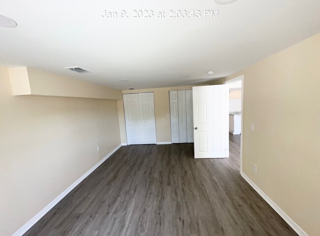 Photo - 719 Fern St