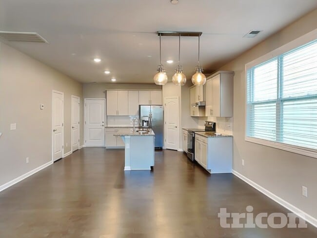 Photo - 319 Imperial Ct