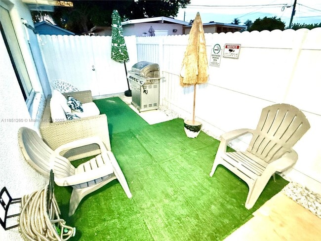 Building Photo - 3620 SW 105th Ct Unit ADU Rental