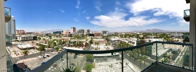 Building Photo - 900 S Las Vegas Blvd Unit 815 Rental